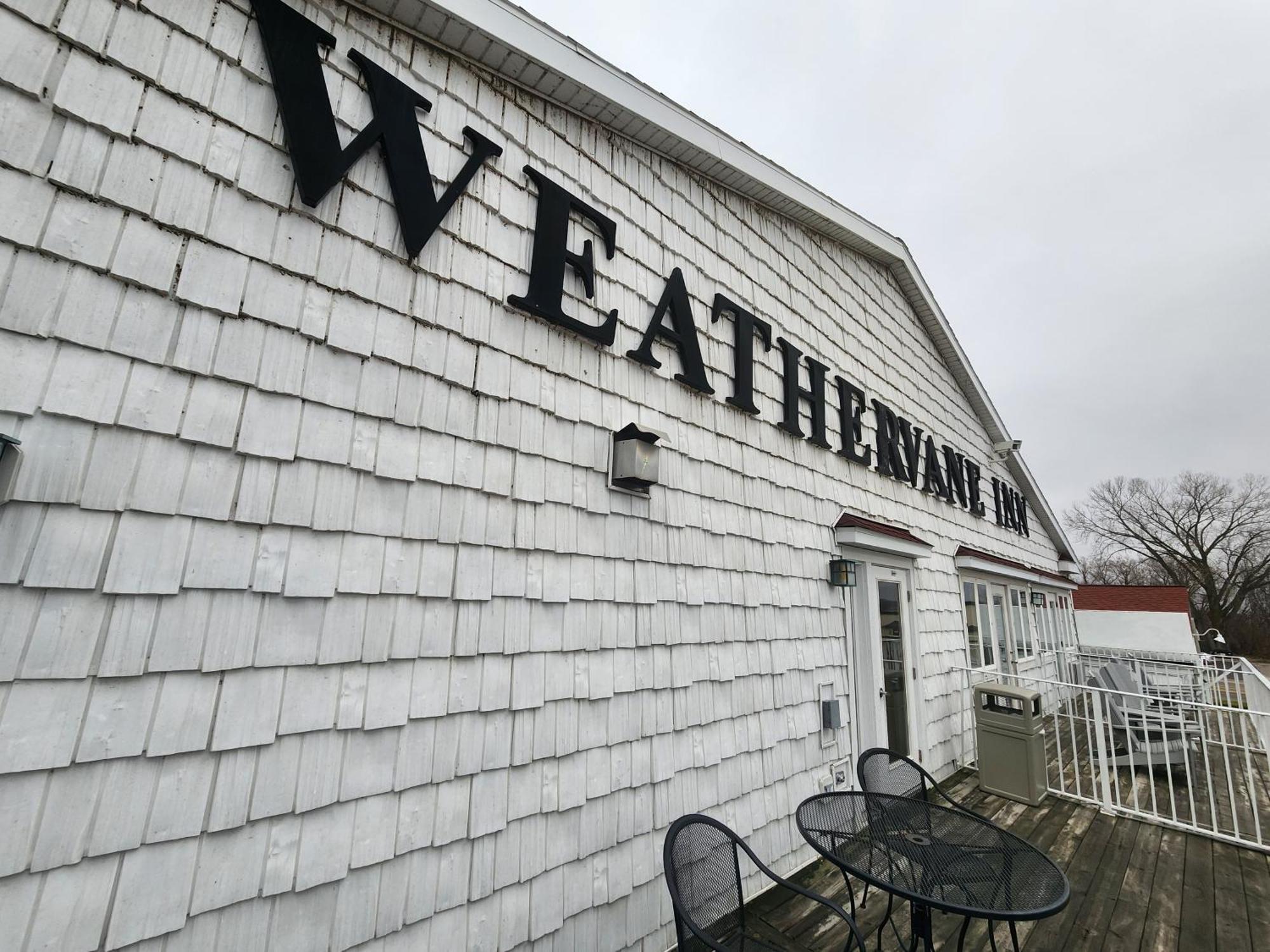 Montague Weathervane Inn מראה חיצוני תמונה
